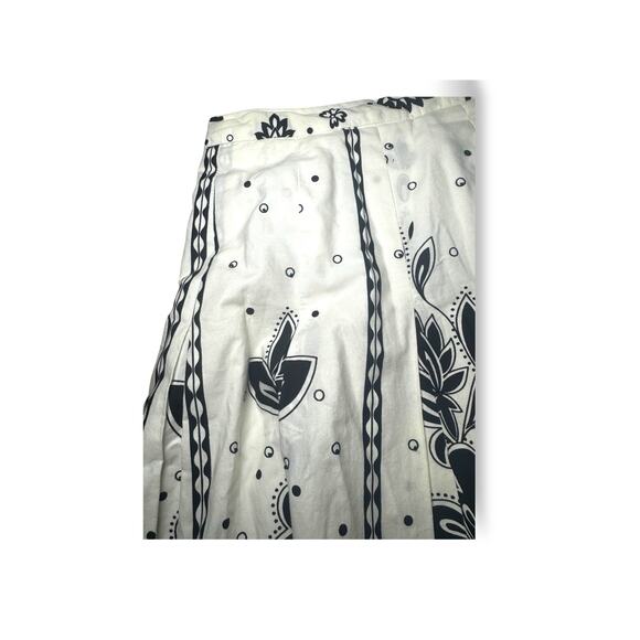 Talbots Black White Floral A-Line Midi Skirt Size 10 Classic Chic - Picture 7 of 8